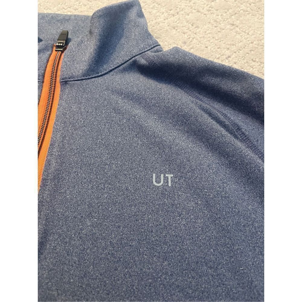 UNTUCKit Performance 1/4 Zip - Picture 3 of 6